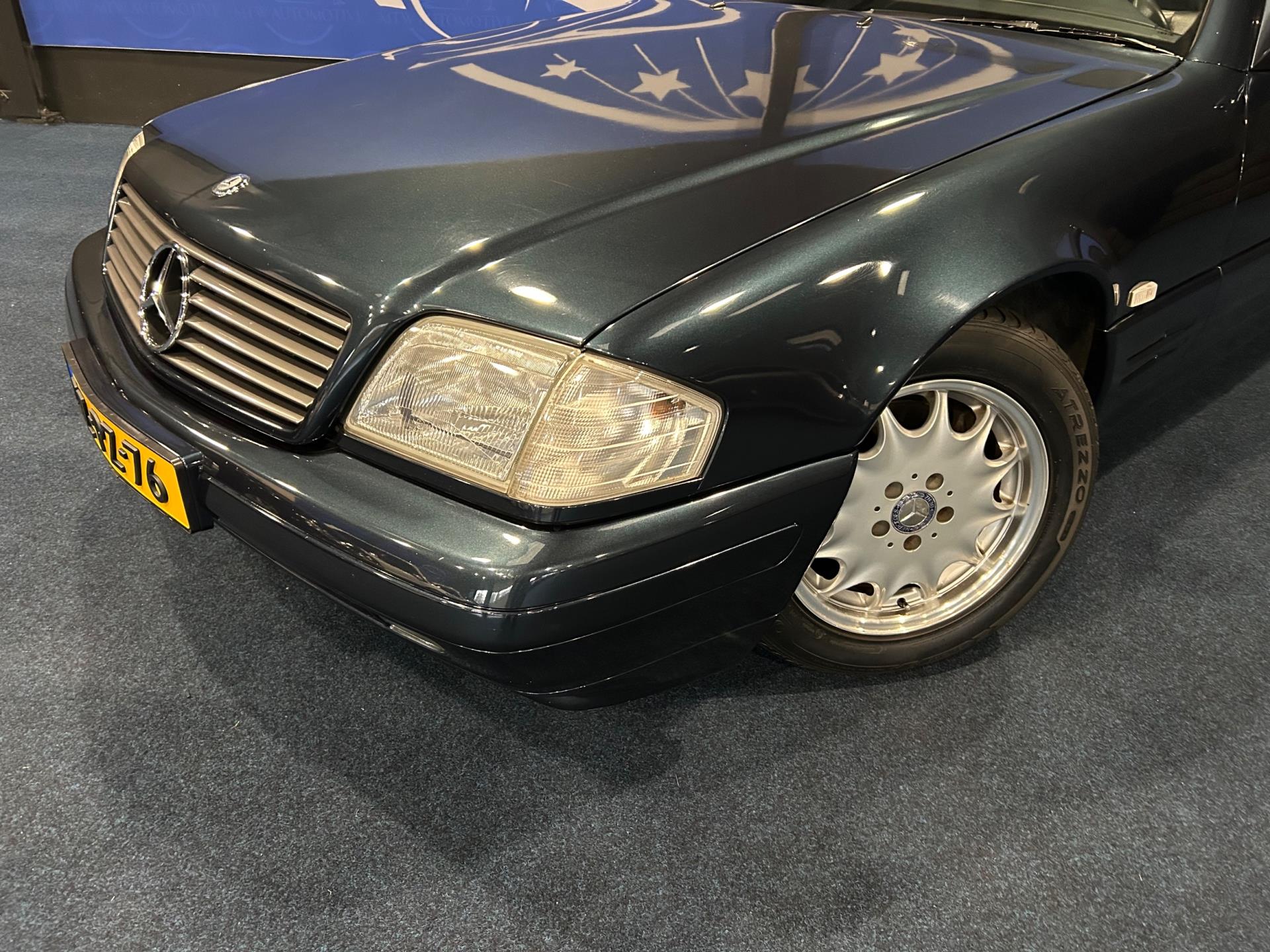43705098-23.jpg
