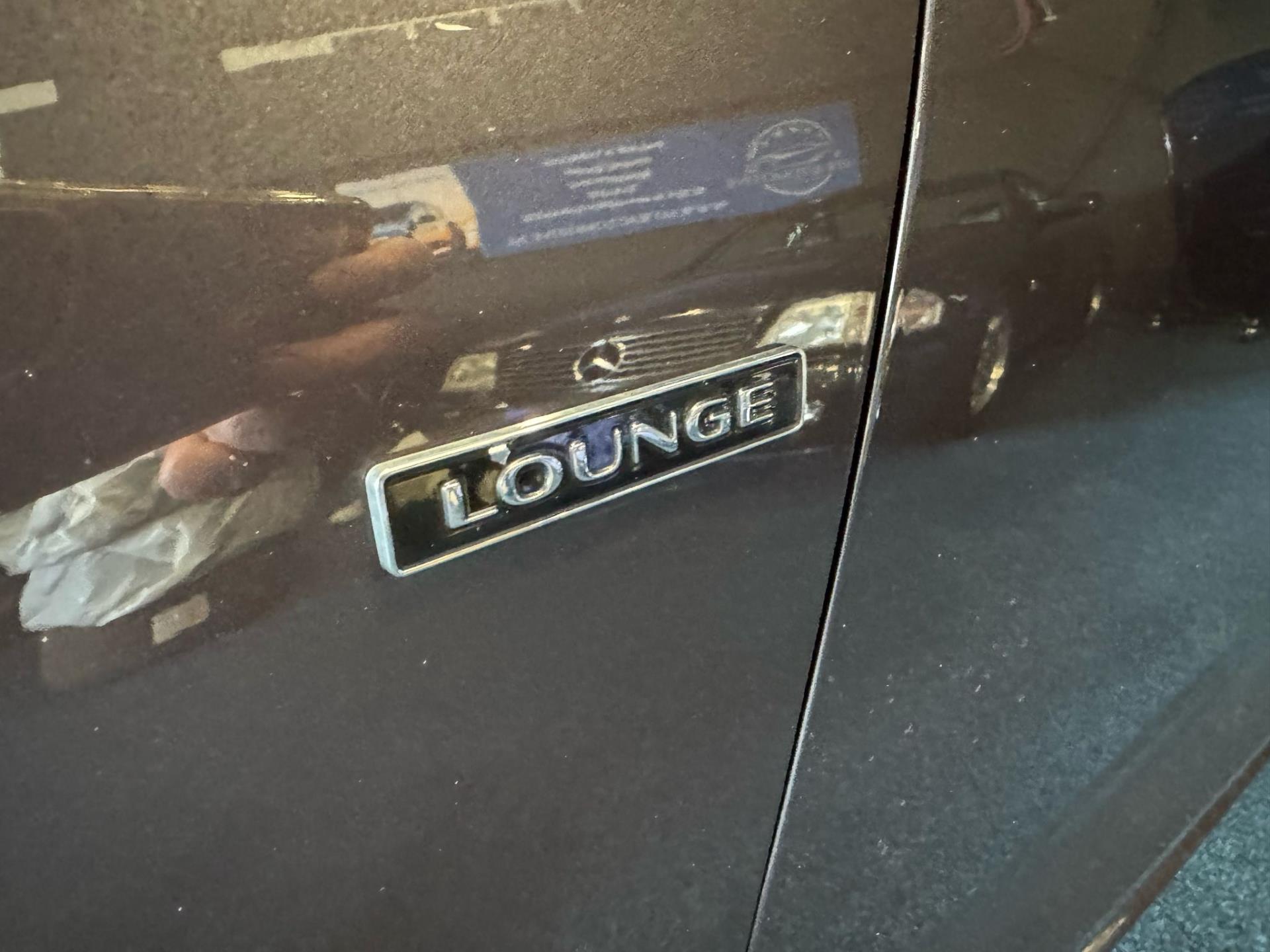 44384636-19.jpg
